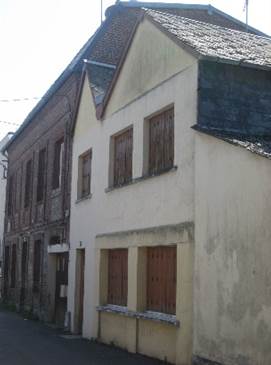 A building with many windows
Description automatically generated