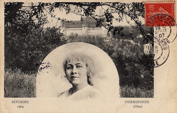 Une image contenant Visage humain, portrait, plein air, Papier photographique

Le contenu généré par l’IA peut être incorrect.